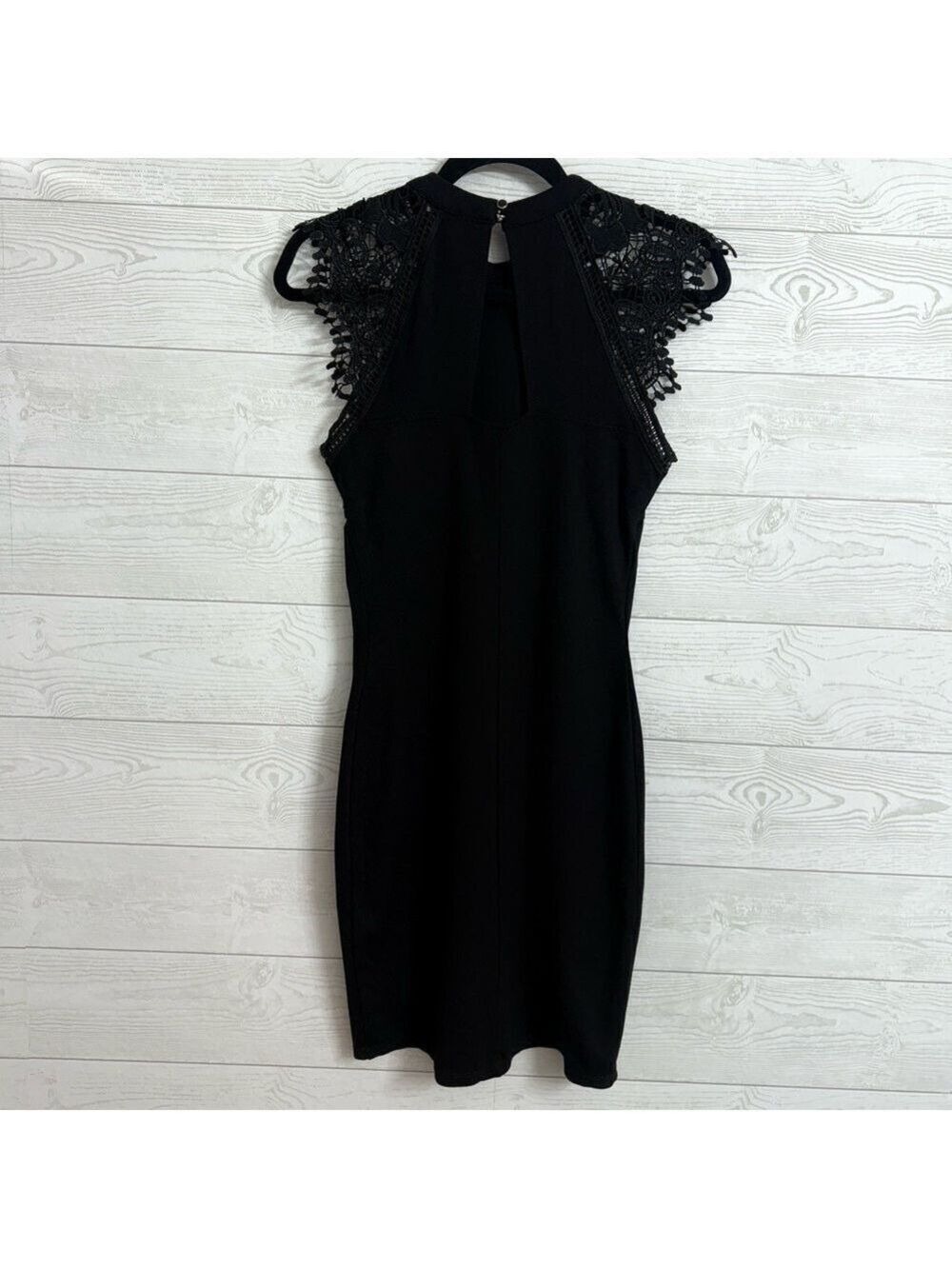 IRIS Women’s Black Rayon Spandex Fitted Little Black Dress. Size M